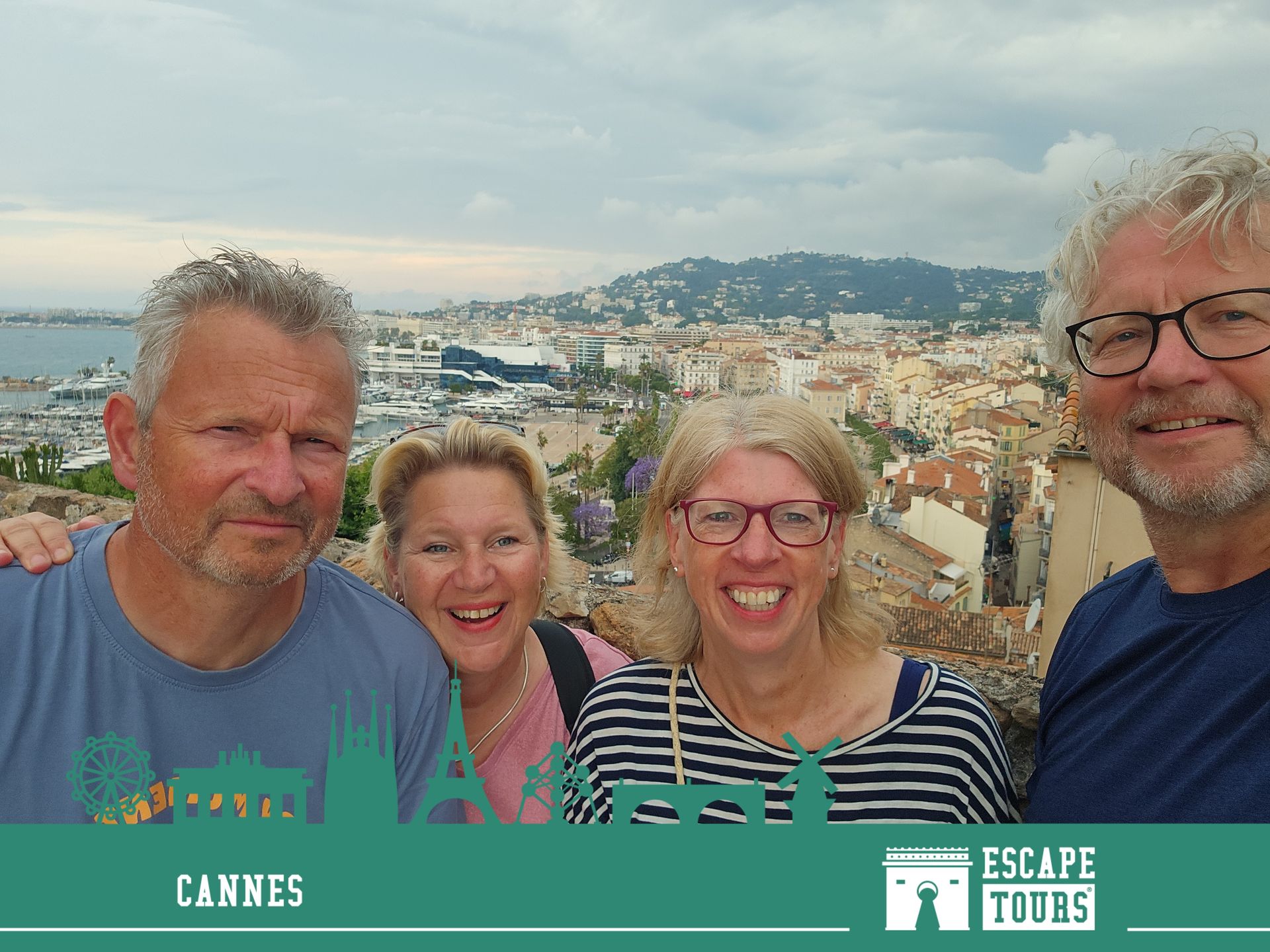 Teamfoto van vakantie vissen