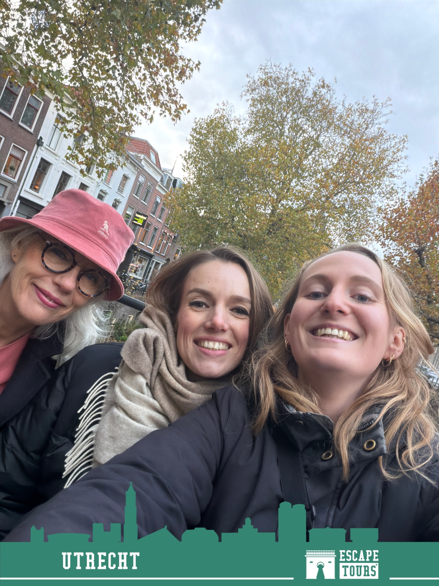 Teamfoto van De maiden